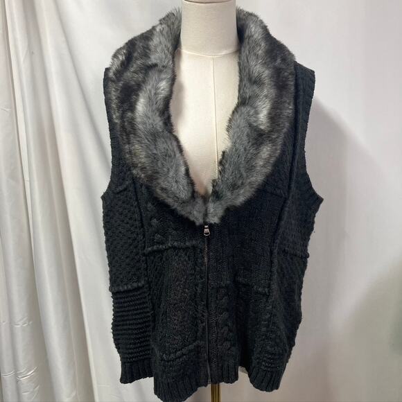 Chico's Arya Faux Fur Cable Knit Zip Up Sweater Vest Womens Medium 1 Black Gray - Picture 2 of 15